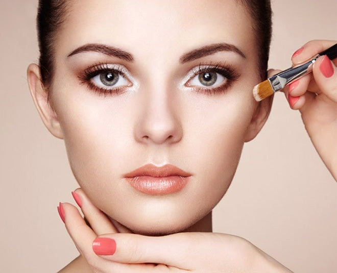 5 Amazing Benefits of Applying Concealer on The Skin - HOK Makeup